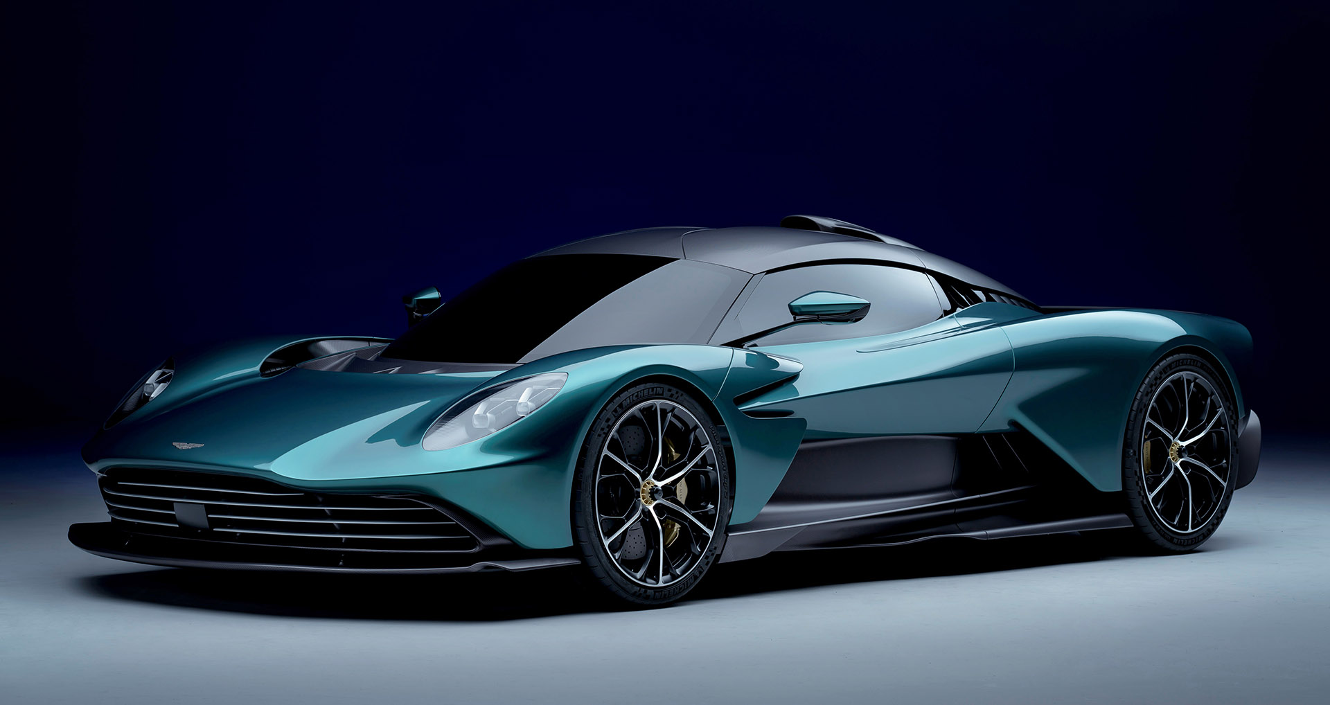 Aston Martin Valhalla