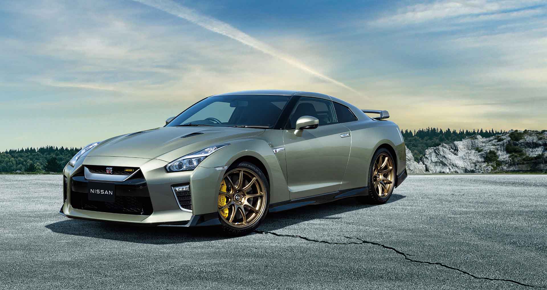 2022 Nissan GT-R