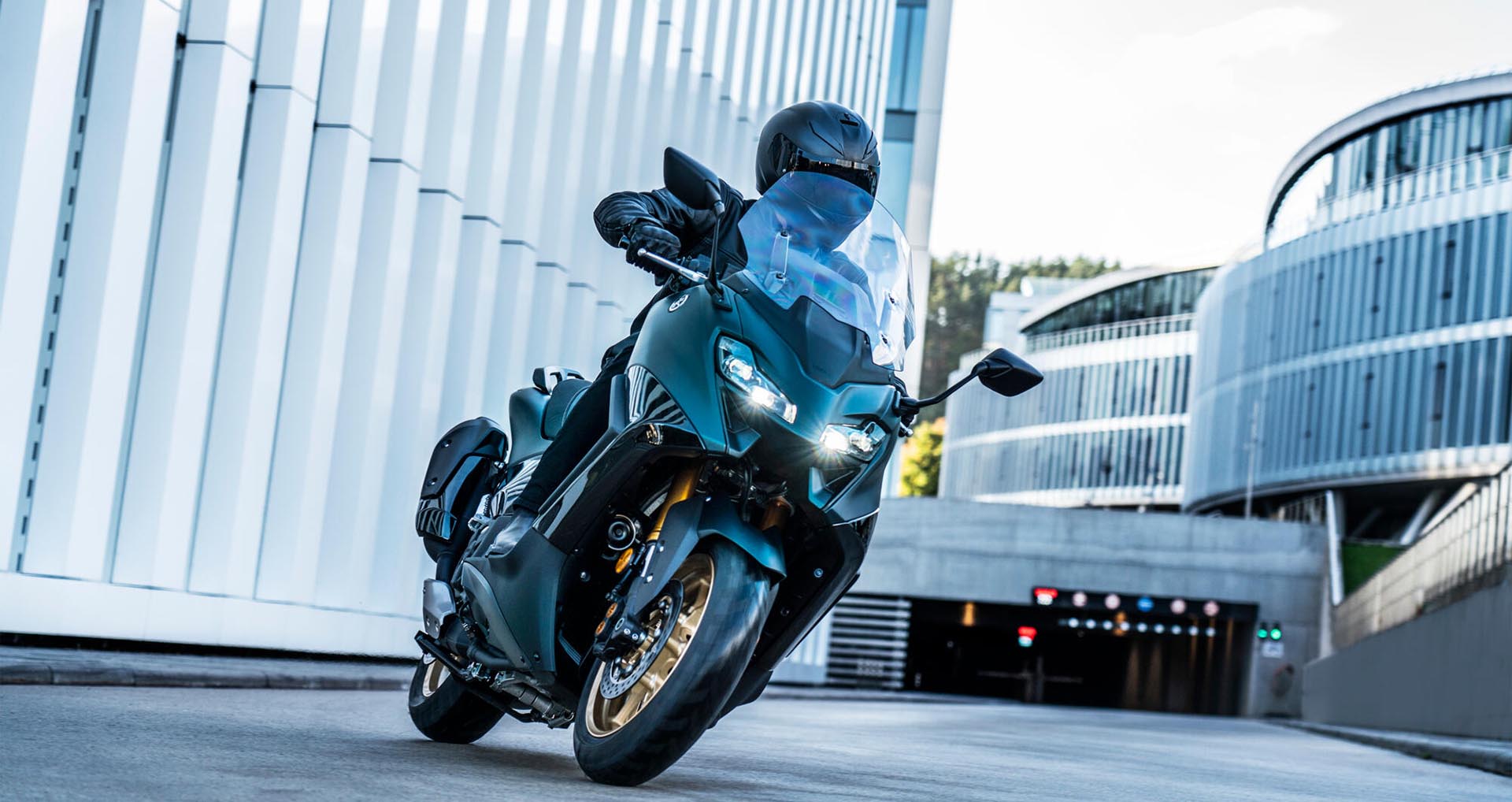 Yamaha TMAX Tech MAX