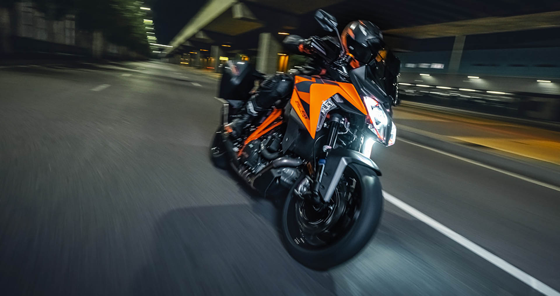 KTM 1290 Super Duke GT