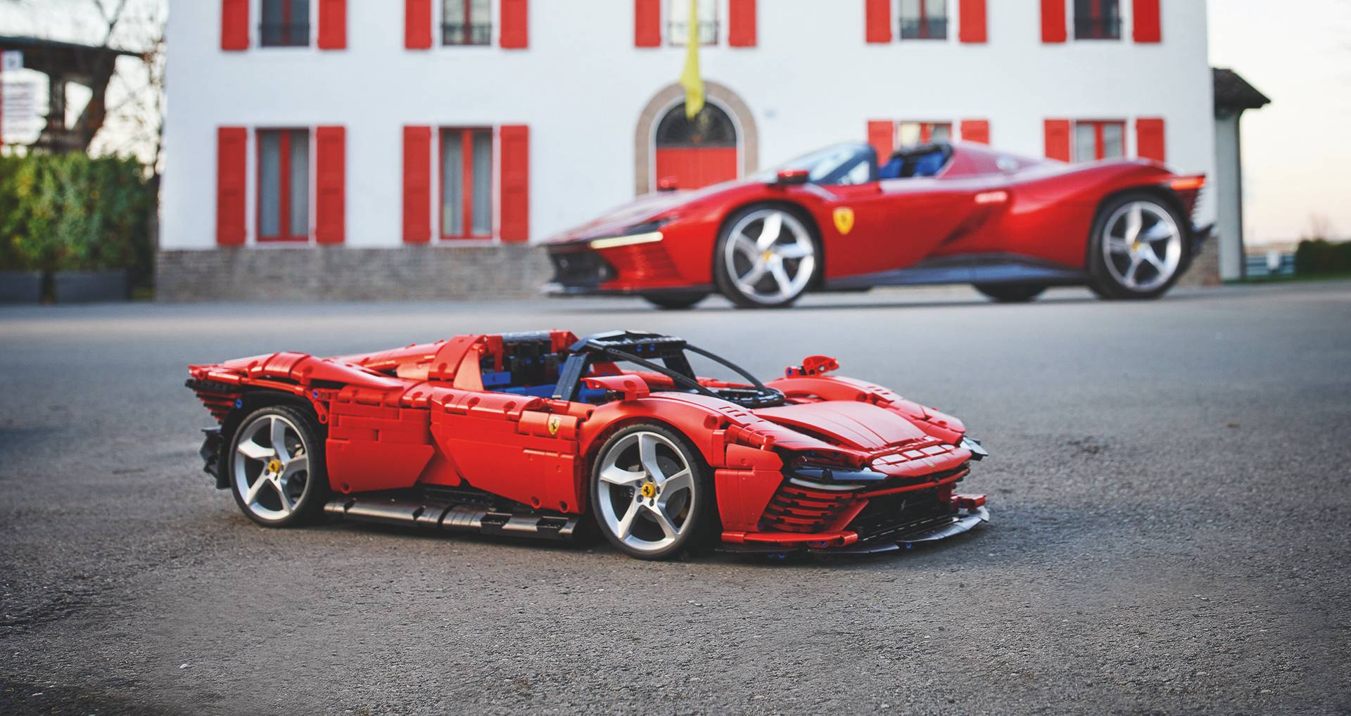 LEGO Technic Ferrari Daytona SP3 42143