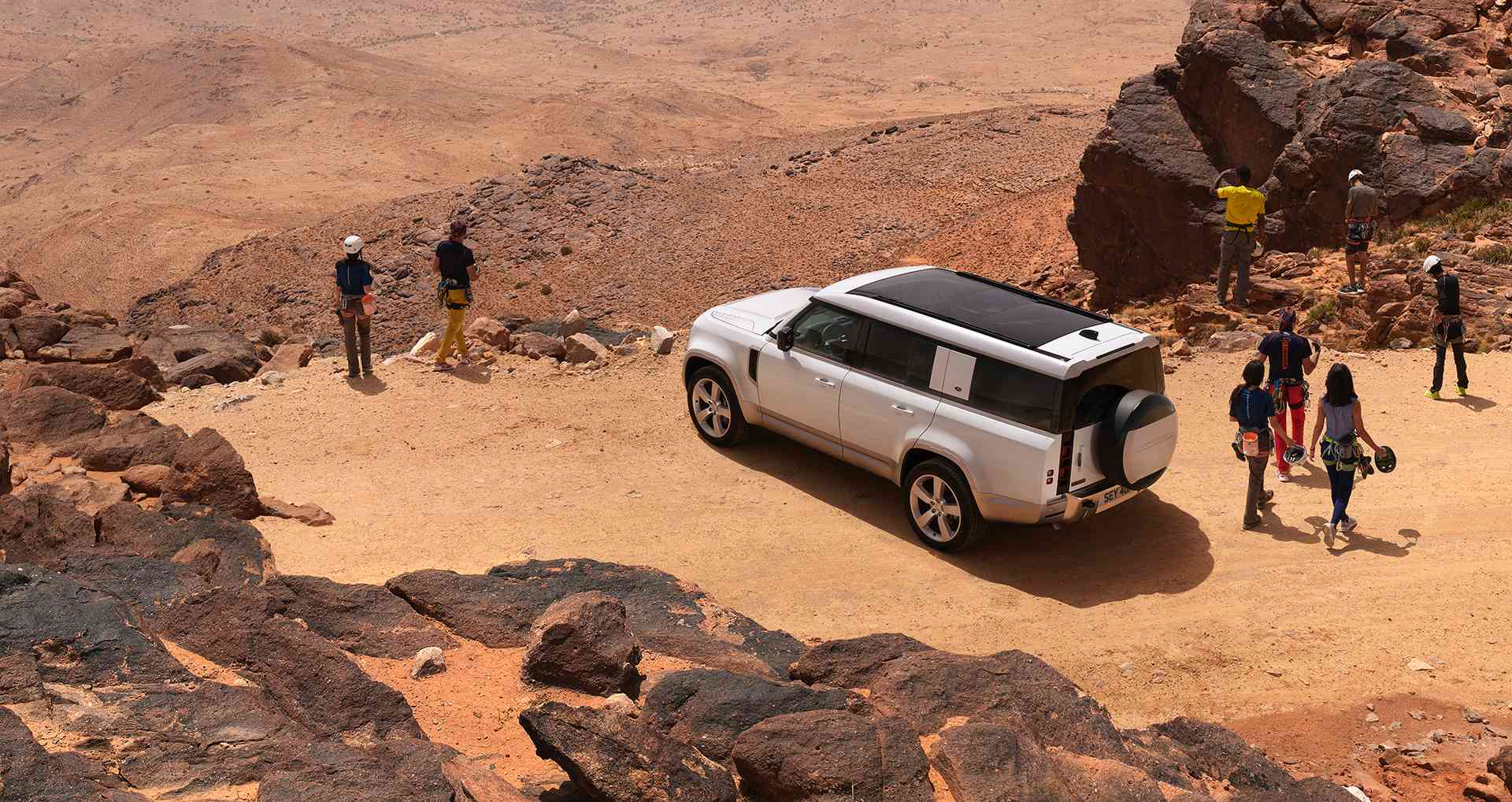 Land Rover Defender 130