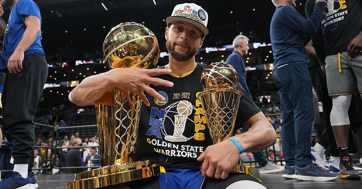 據傳 Under Armour 預計和 Stephen Curry 簽下終身合約