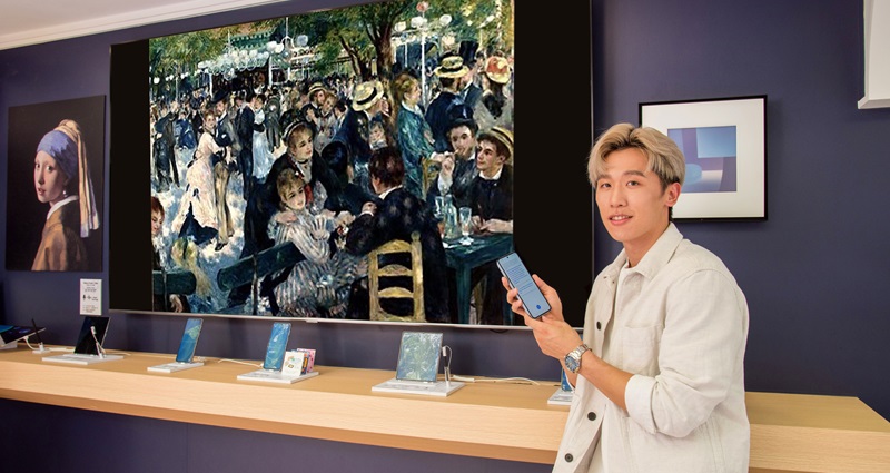 2024 巴黎奧運賽程如火如荼展開,「鞍馬王子」競技體操好手李智凱現身台灣三星活動時,談到了自己生涯下一步規劃,並未排除可能再參加名古屋亞運,同時也表示自己一直有在看中華隊賽事,對於戴資穎的最後一舞因傷結束,能夠感同身受那種難受。 從 6 歲踏入體操界一路至今,李智凱堅持自我、不斷挑戰極限,為台灣體壇盡心盡力。升格為人父後,李智凱將更多寶貴的時間留給家人,這次奧運他也更多在家陪伴家人一起看奧運。 在 5 月中旬體操亞錦賽丟掉奧運資格後,李智相當失望,談到生涯下一步,他坦言自己要完全放下很難:「我已經為體操付出 22 年了,最後卻是這種結果,真的需要一些時間來沉澱。」 今天出席活動,他再次被問及此事,仍然沒有說太多,只表示等到討論清楚會和大家宣布,「我的身體傷勢和心靈目前都還在調養階段。比完賽後有一段時間陪伴家人,休養期間重心放在家人和小朋友身上,會比較輕鬆一點,盼能藉由這短時間充好電。」 李智凱這一次奧運沒參加,但仍很關心國家隊表現,談到目前中華隊還沒有正式拿下一面獎牌,他鼓勵大家要平常心,「競技運動,沒有所謂好與壞,所有選手都是盡力去發揮,盡力而為是最重要的事情,大家都會戰到最後一刻。」 而聊倒戴資穎這一屆帶傷打球,最終止步小組賽,淚灑球場,李智凱感同身受,「身為運動員最怕運動傷害,但她不曾放棄,戰到最後一刻,我很感動。我自己也是一堆傷勢在身上,所以感受很深。」