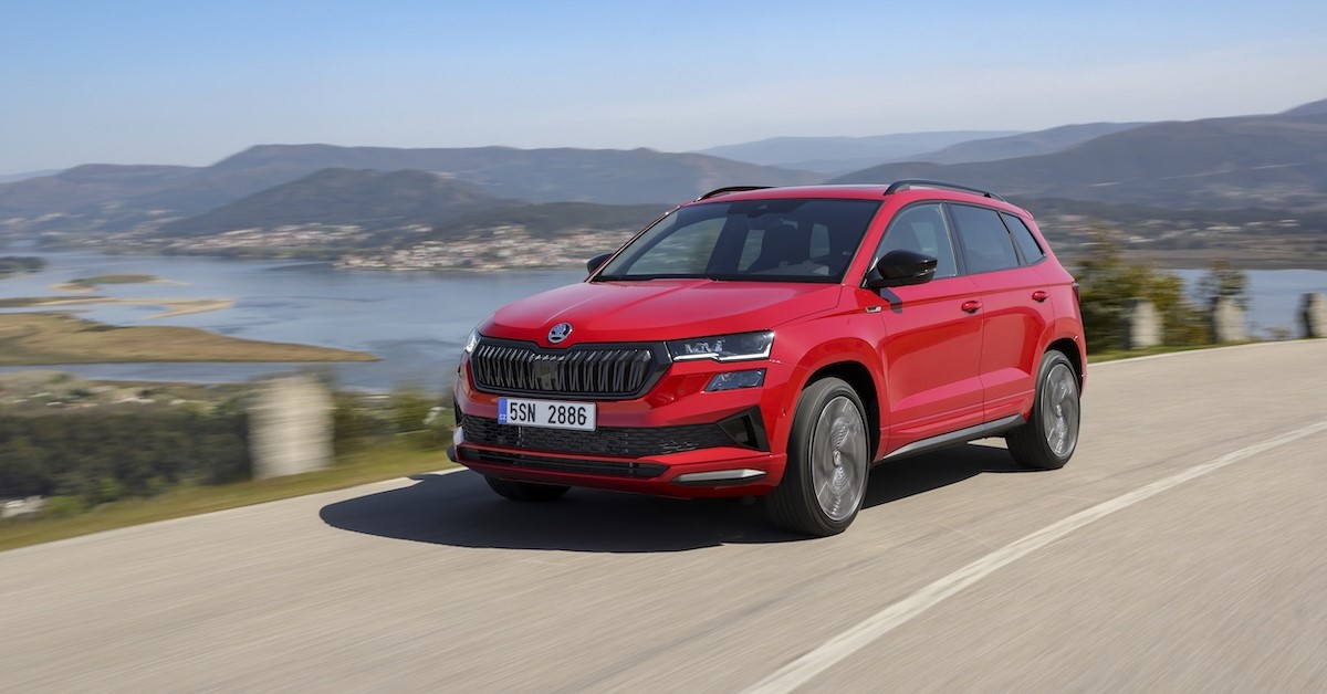 限量 119.8 萬起，2026 年式 Škoda Karoq Sport 黑化特仕版正式到港！